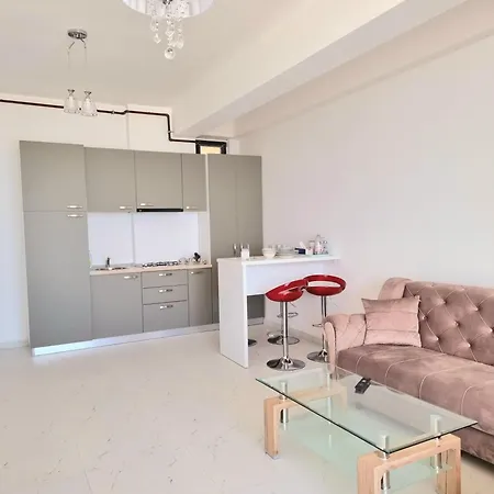 Sea View - Endless Summer Mamaia Nord Apartment